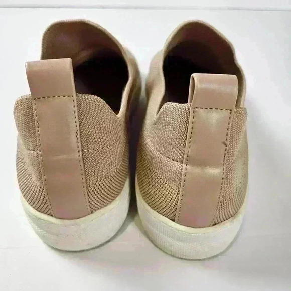 Madden Girl Brytney 7.5 Brow Ribbed Knit Fabric Sneaker Low Top Slip On platform - Picture 6 of 7